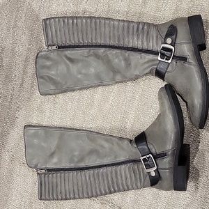 Nicole gray boots size 5.5